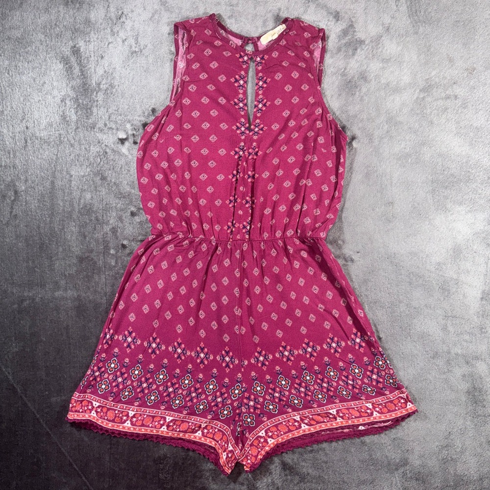Rewind Womens Boho Geometric Print Sleeveless Romper Pink Crochet Trim Medium